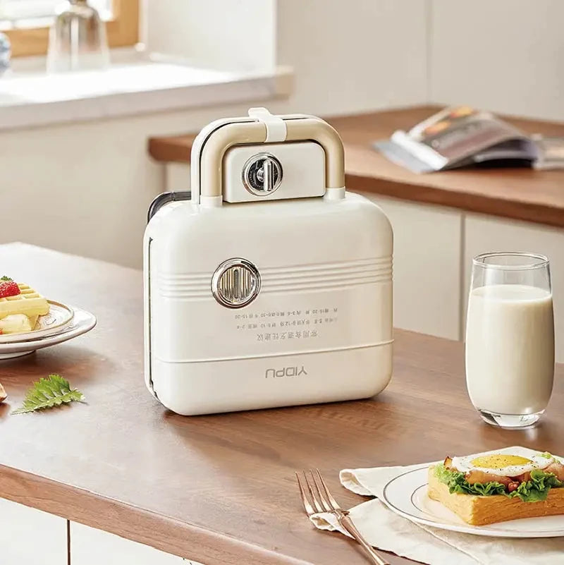 Sandwich Press 750W Non-Stick Double Plate Breakfast Maker with Timer for 4 Slice Sandwiches